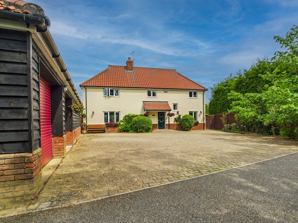 Property photo 1 of 23