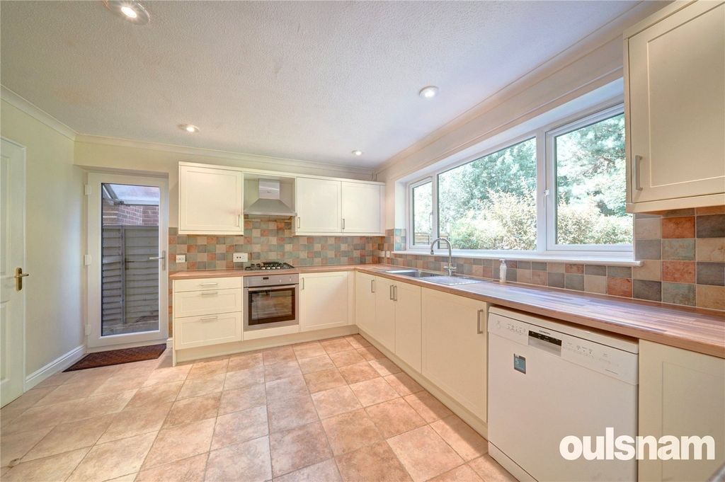 Property photo 3 of 25 Picture No. 20