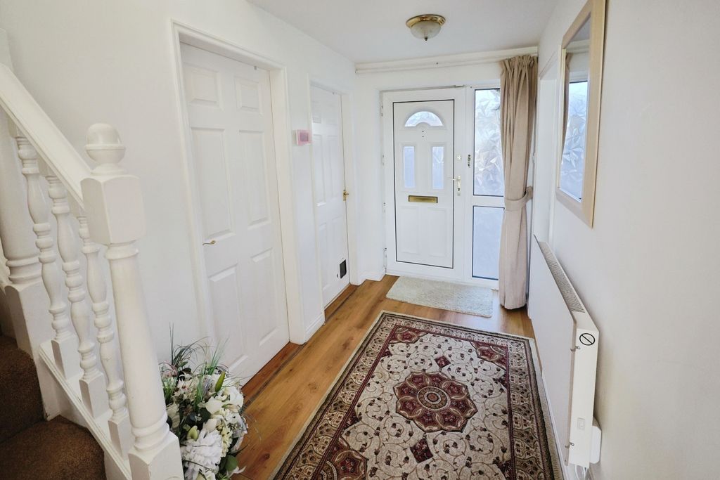 Property photo 2 of 29 Pbox-Img.Jpg