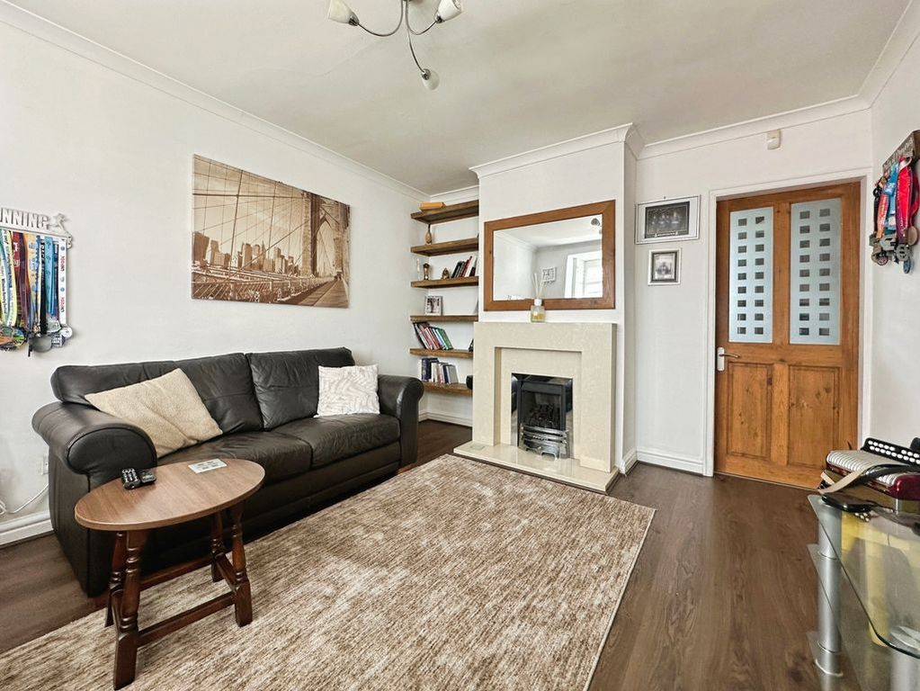 Property photo 2 of 16 Photo 6