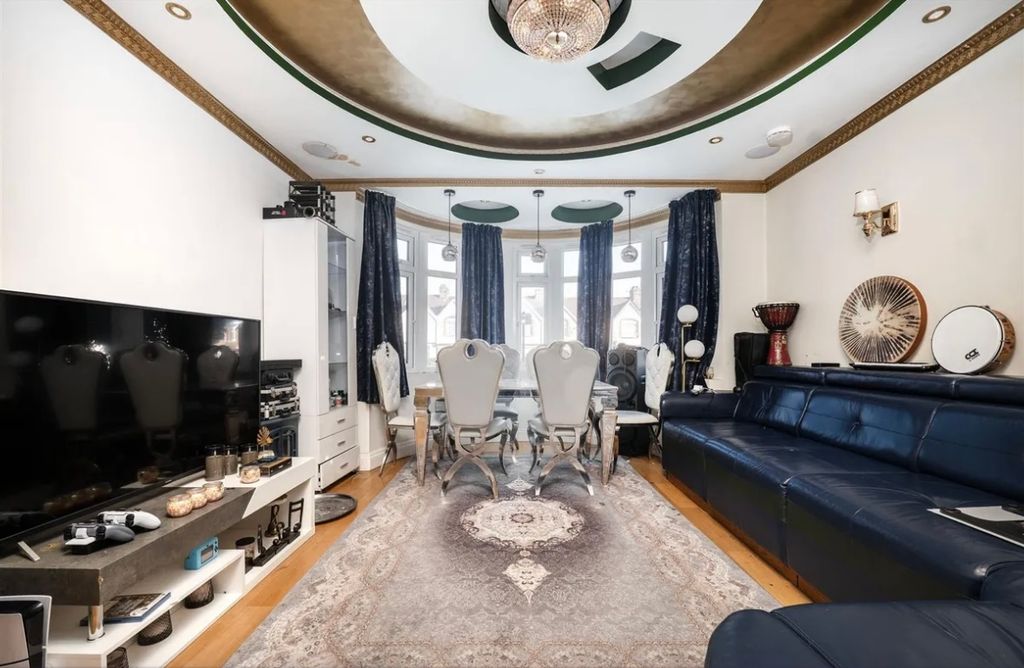 Property photo 2 of 17 Img_0680