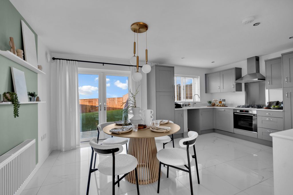 Property photo 3 of 12 3 Hessonite Iolite Kitchen Dining