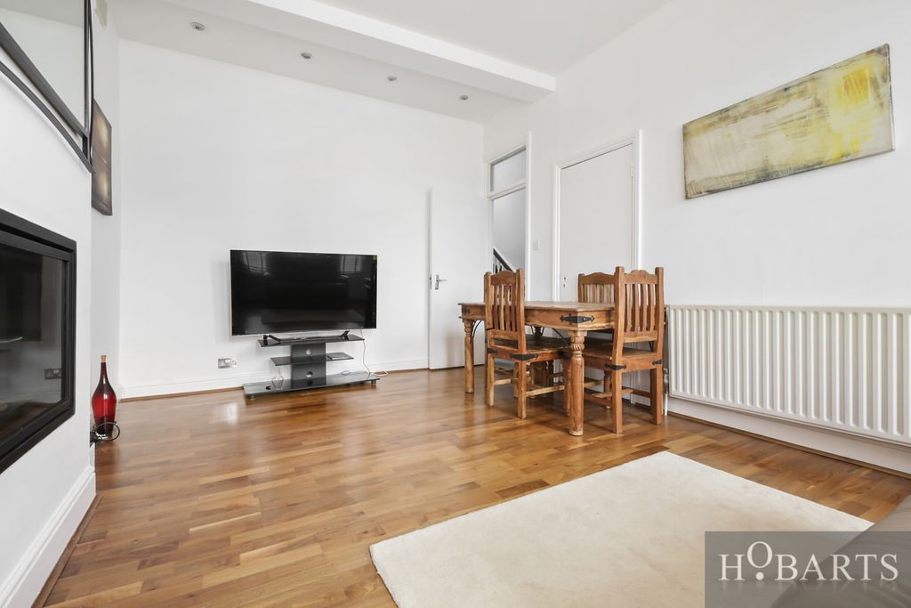 Property photo 3 of 14 Gallery