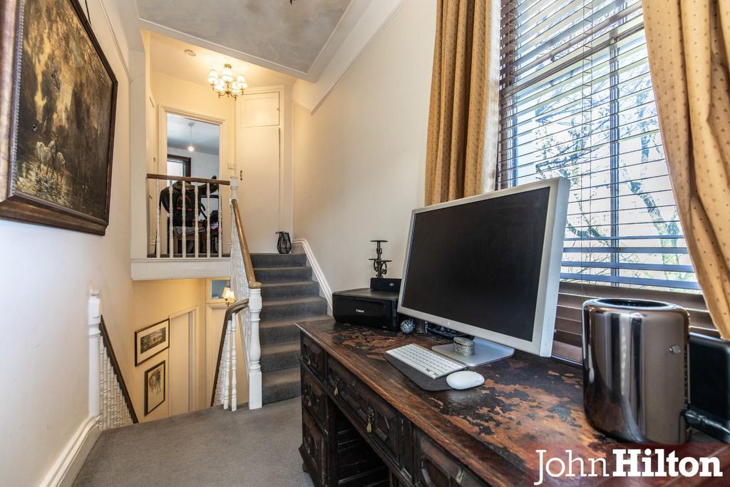 Property photo 2 of 14 Tff Chichester Place-17.Jpg