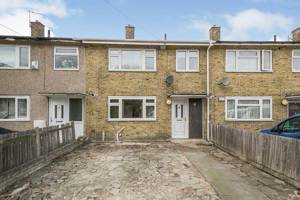 Property photo 1 of 8
