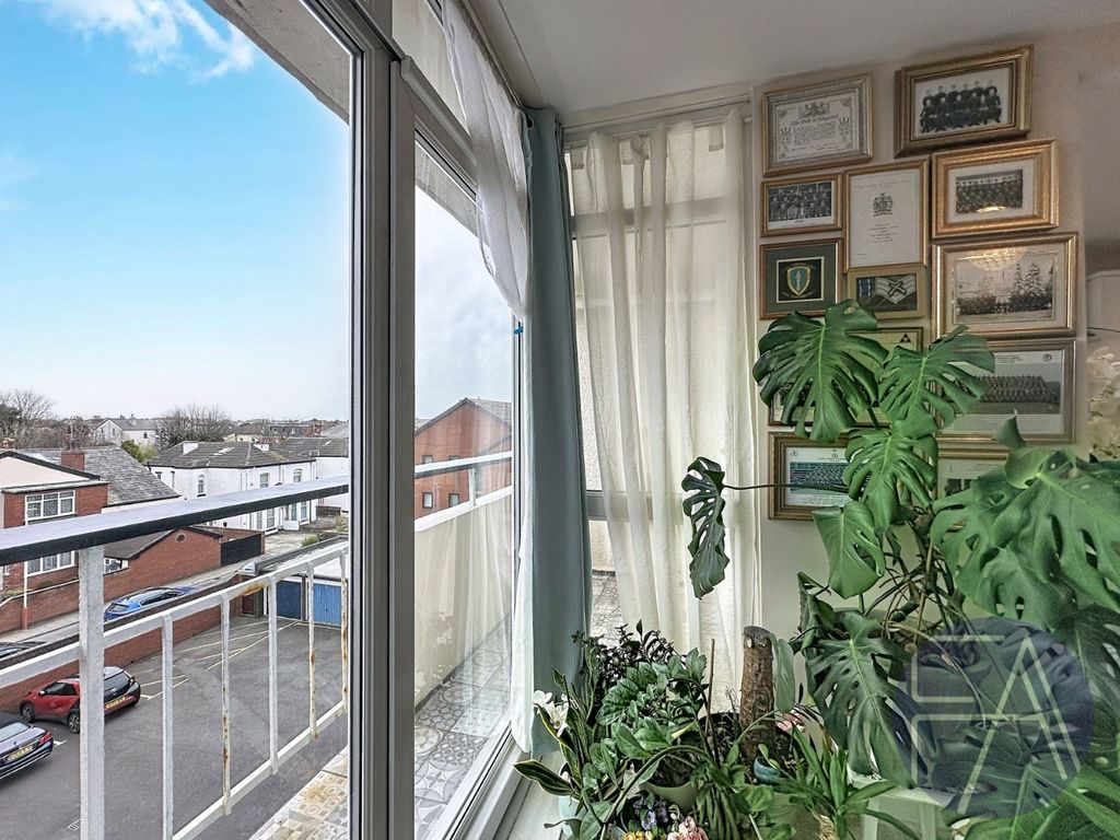 Property photo 3 of 20 5022443