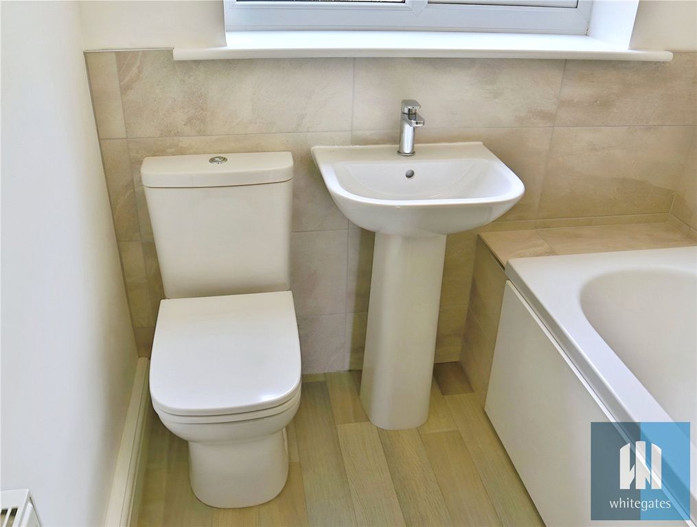 Property photo 3 of 13 Picture No. 35
