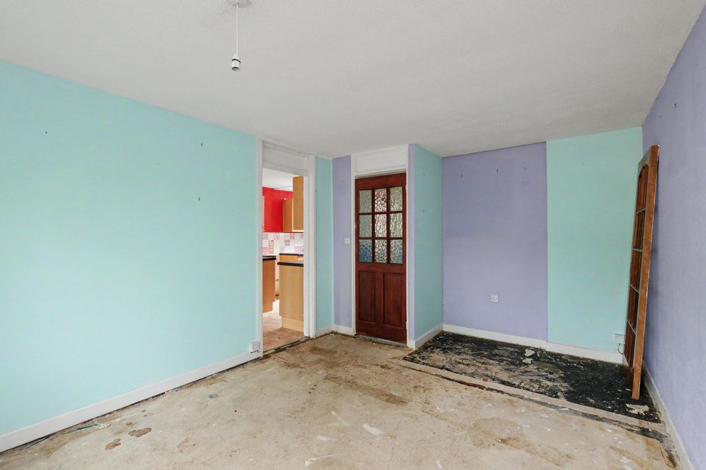 Property photo 3 of 15 10 Skerne Passage, Bedford, Bedfordshire, Mk41 7XX