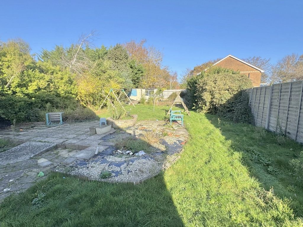 Property photo 3 of 21