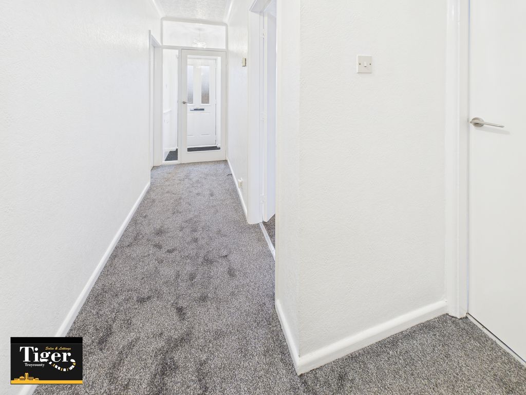 Property photo 2 of 11 Cam02176G0-Pr0774-Still002