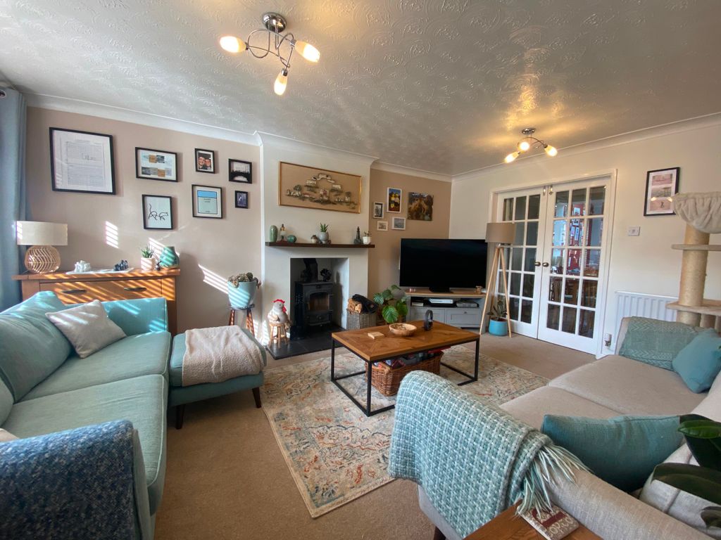 Property photo 2 of 19