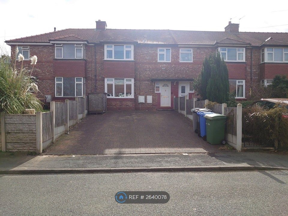 Property photo 1 of 17 19 West Avenue