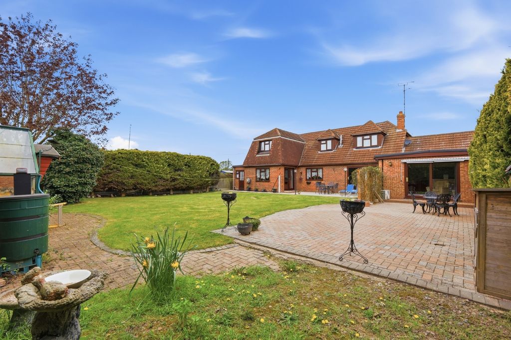 Property photo 2 of 32 4738753