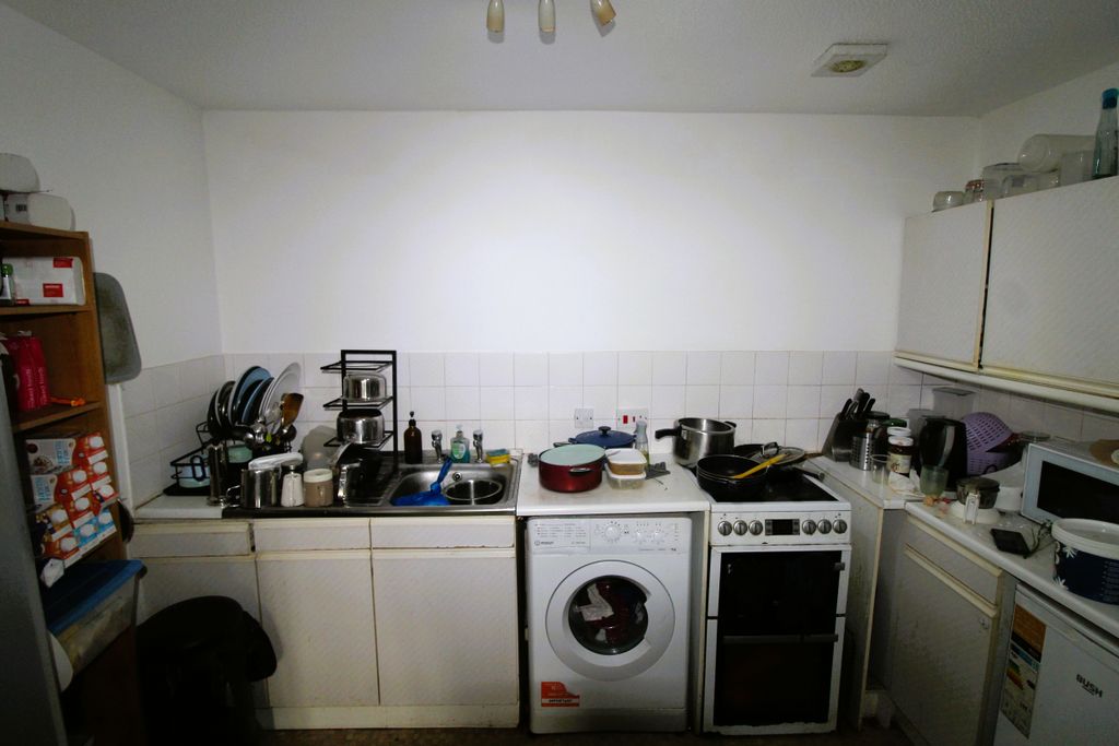 Property photo 3 of 4