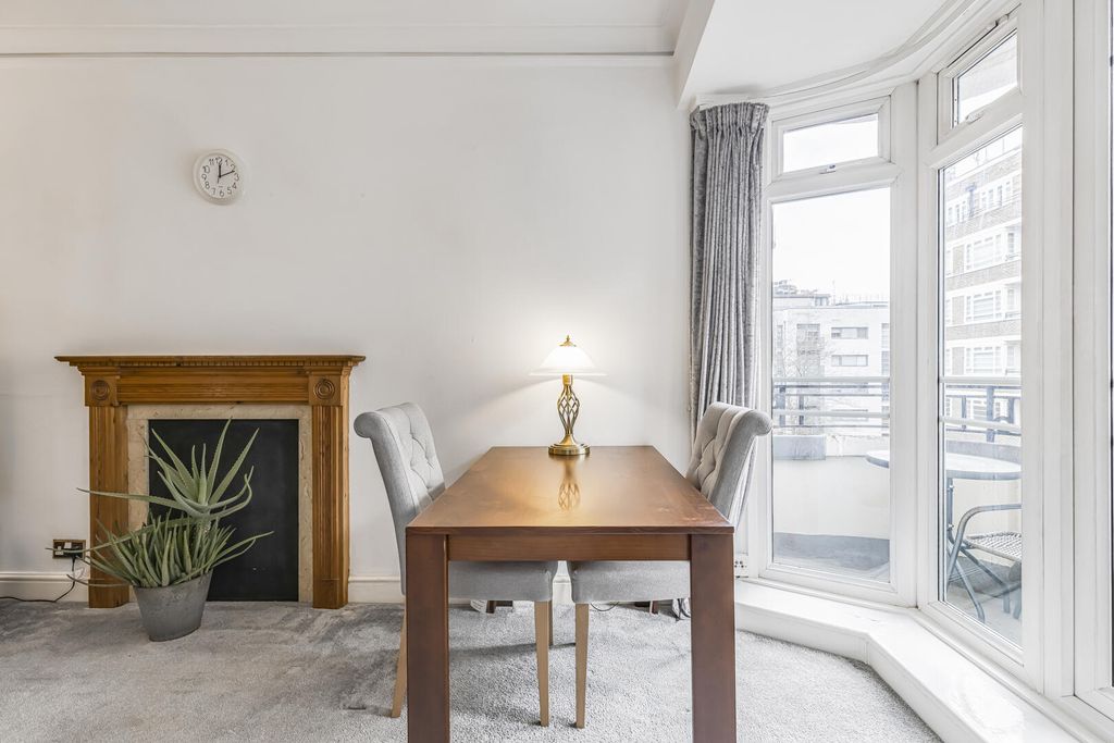 Property photo 3 of 22 Dining Room