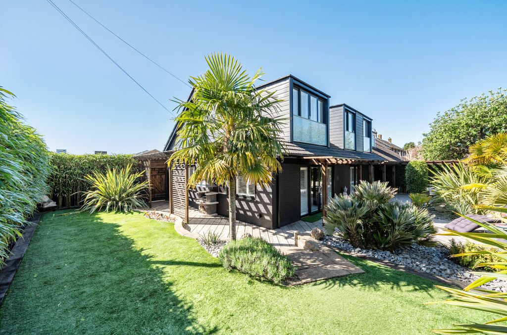 Property photo 3 of 41 1452824-19-69F1dc...