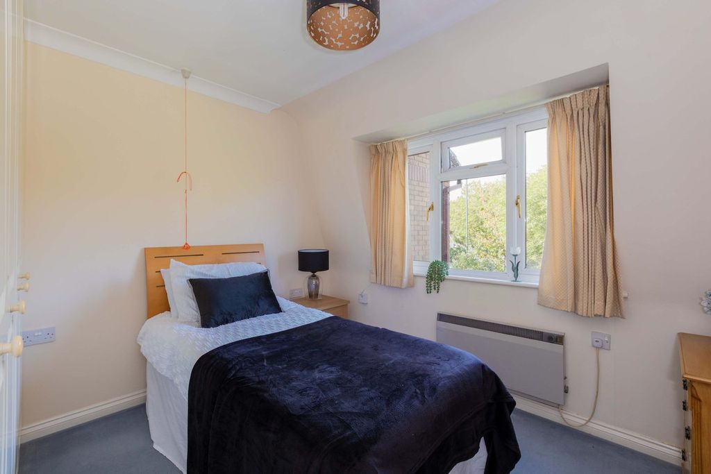 Property photo 3 of 16