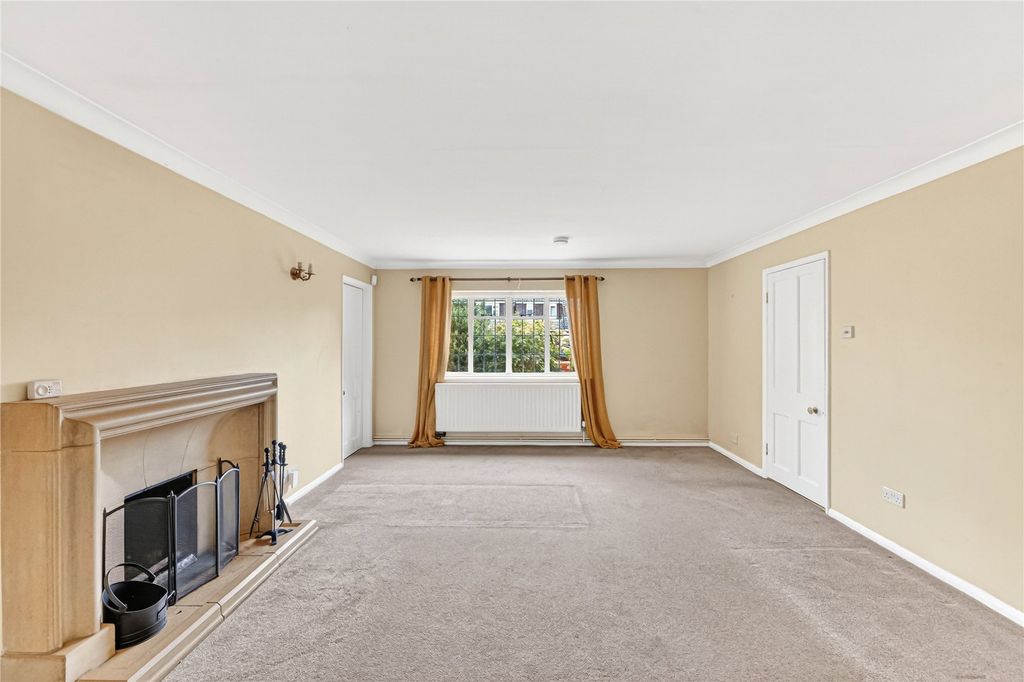 Property photo 3 of 40 Picture No. 38