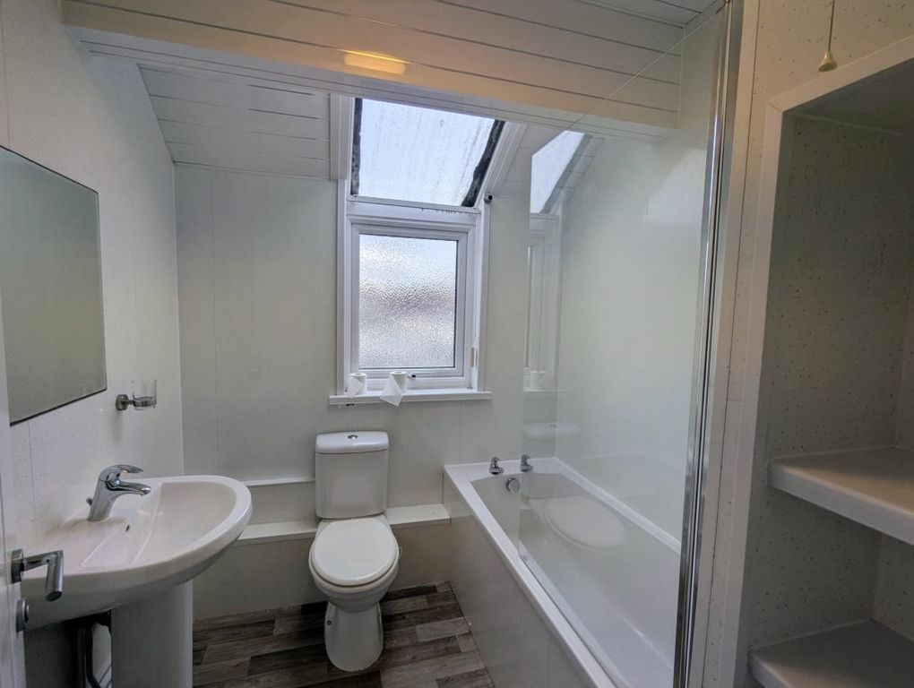 Property photo 3 of 13 Shower Room