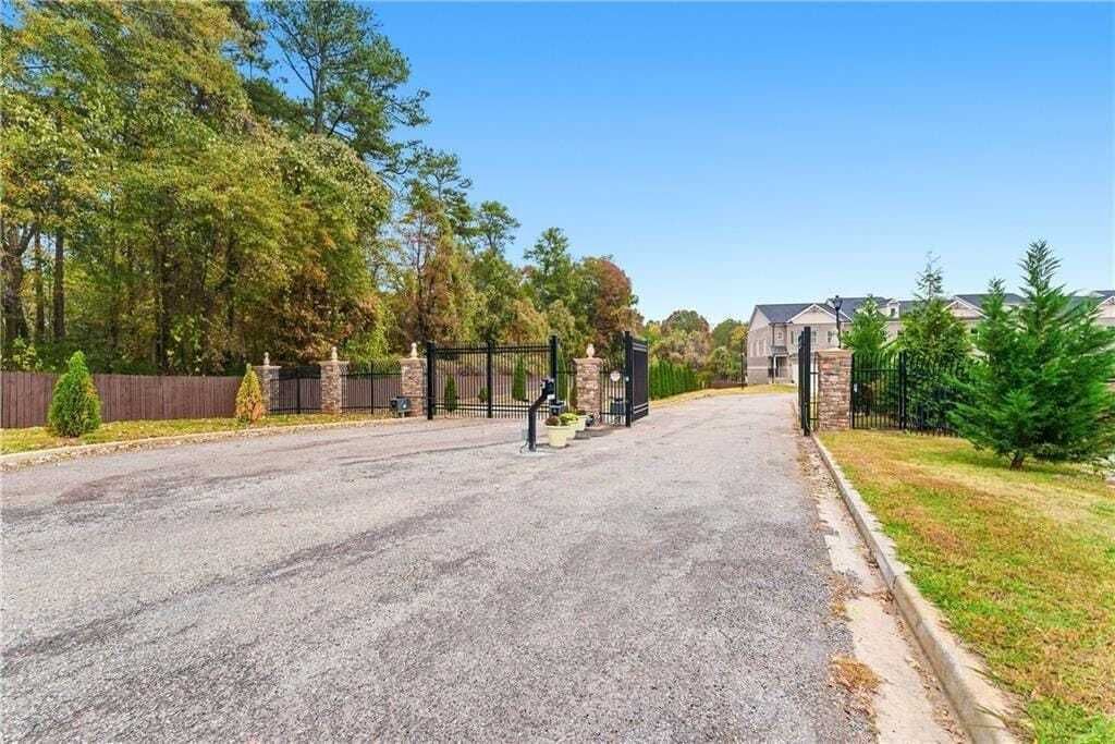 Property photo 3 of 31 <Alttext/>