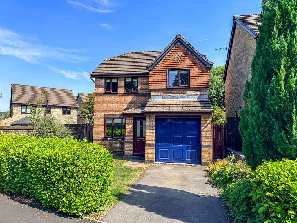 Property photo 1 of 22