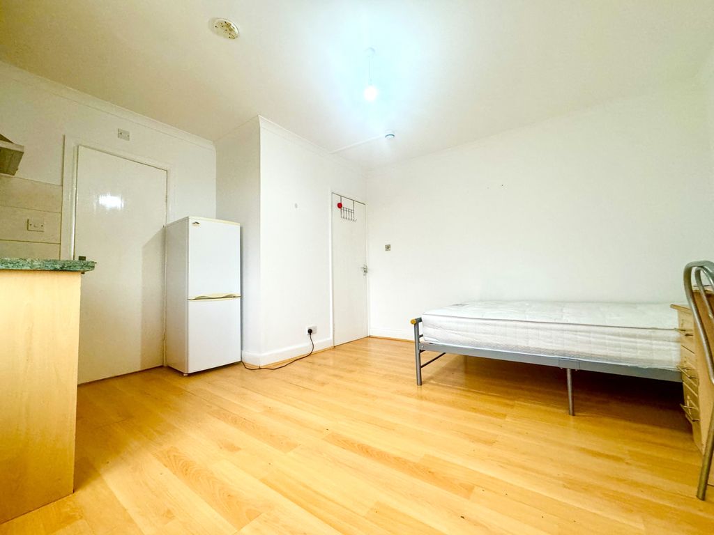 Property photo 2 of 4