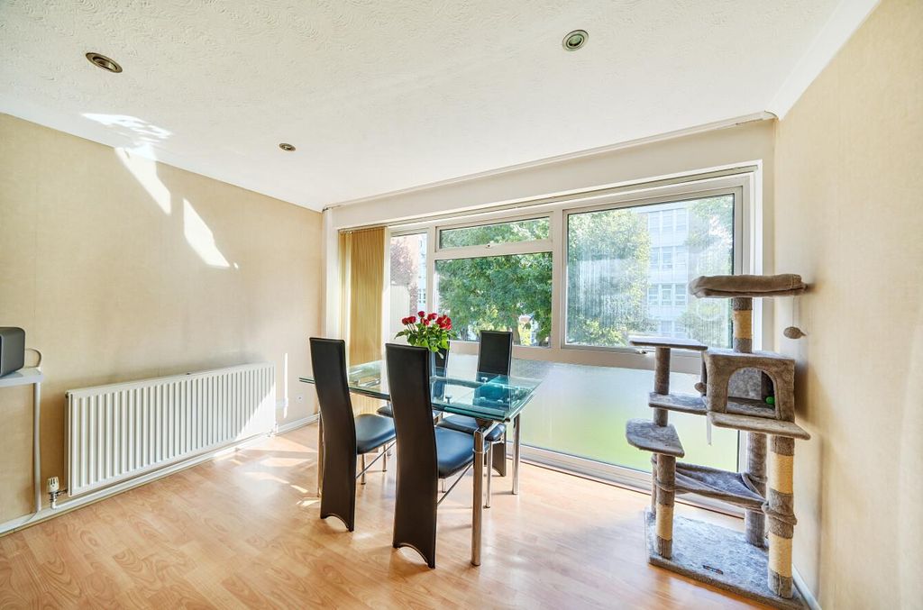 Property photo 3 of 10 Davidson Frost-Wellings, Dfw, Gressenham Court, St
