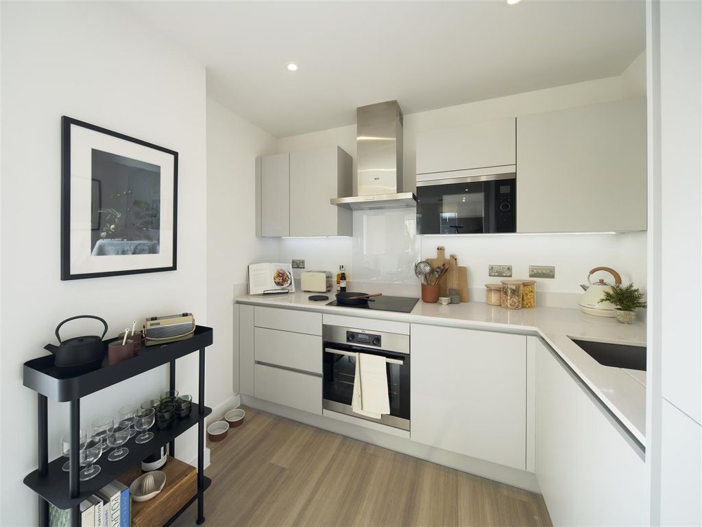 Property photo 3 of 10