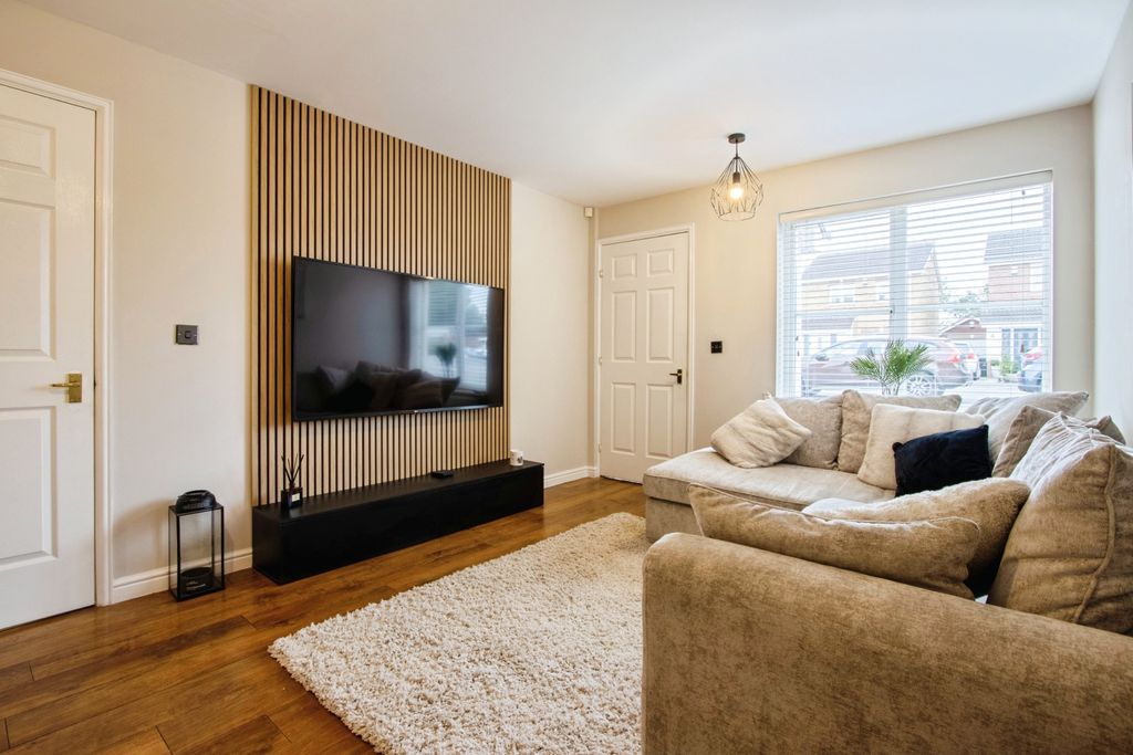 Property photo 2 of 15