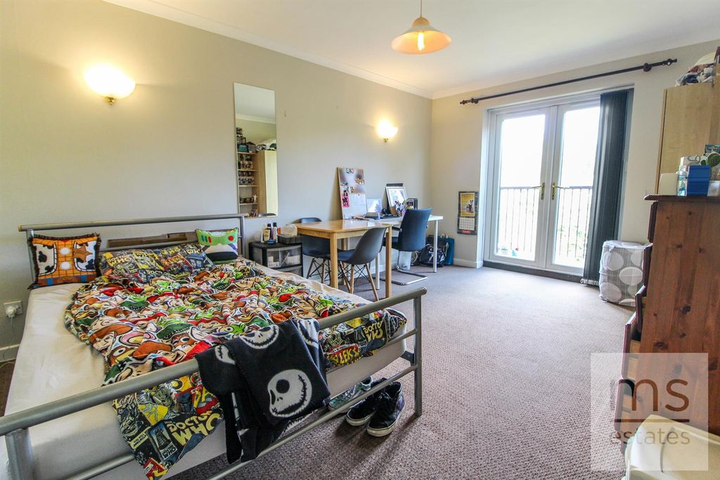 Property photo 3 of 6 Img_8566.Jpg