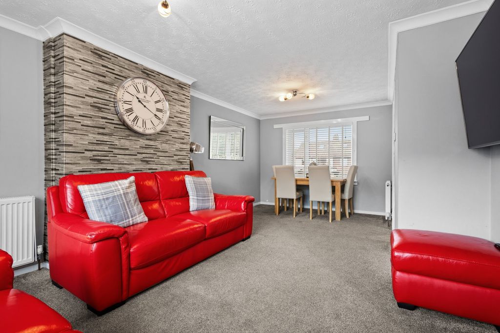 Property photo 3 of 29