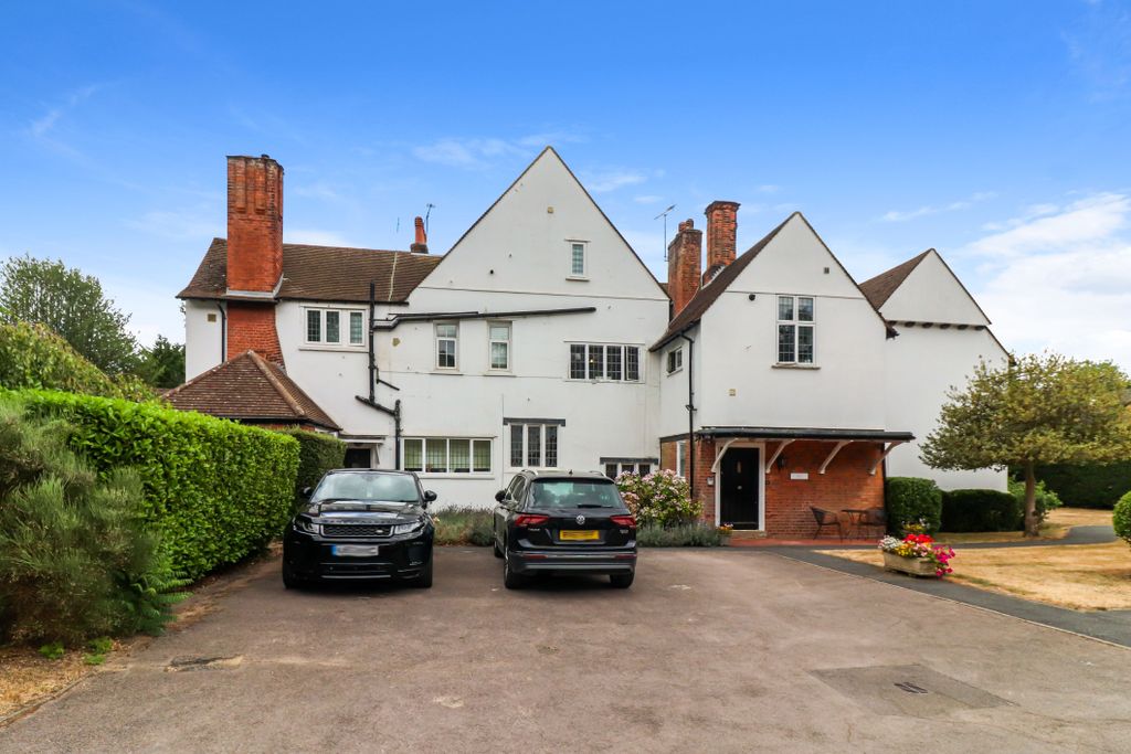 Property photo 3 of 48