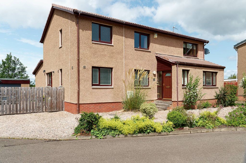 Property photo 1 of 30