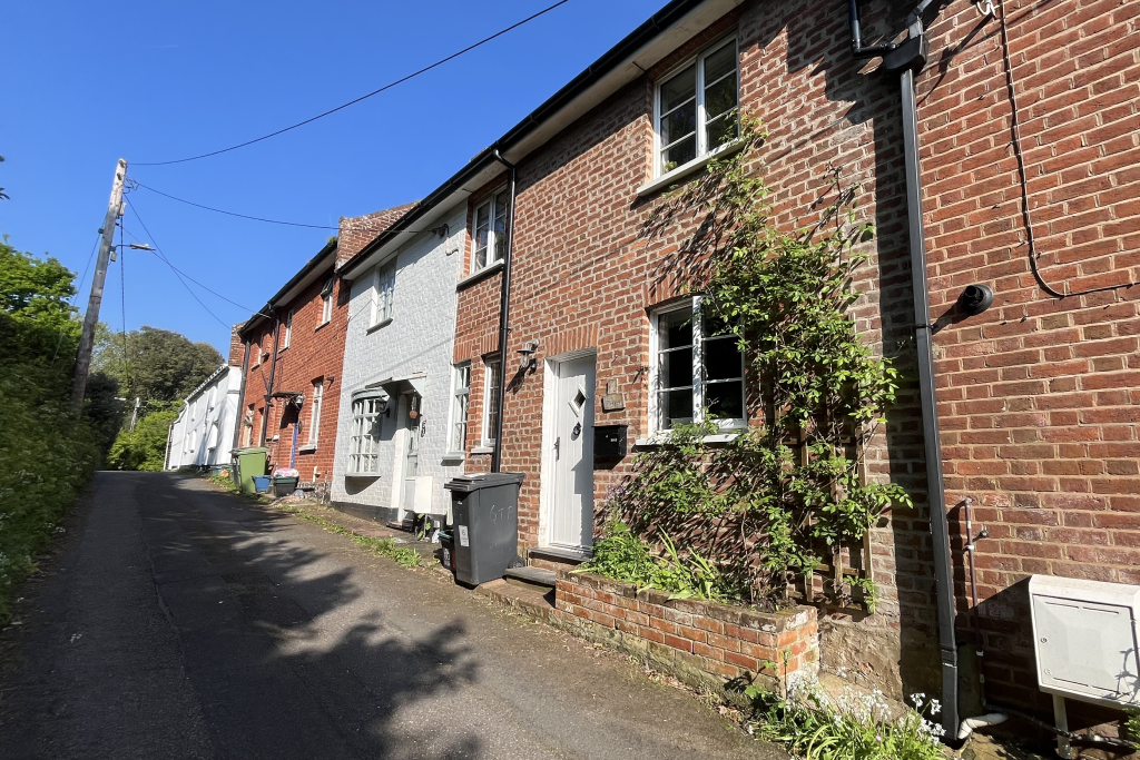 Property photo 1 of 15 Group 1816