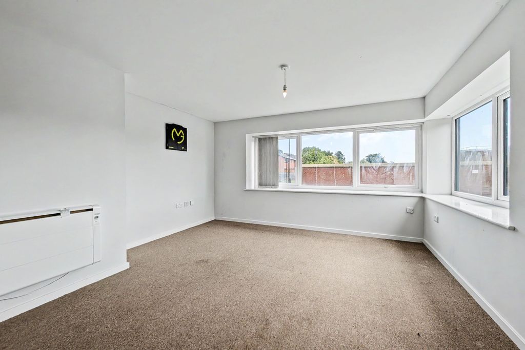 Property photo 3 of 13 2 Stephenson House, Stephenson Street, North Shields, Ne30 1Qa