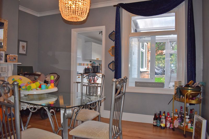 Property photo 3 of 9 Dining Room