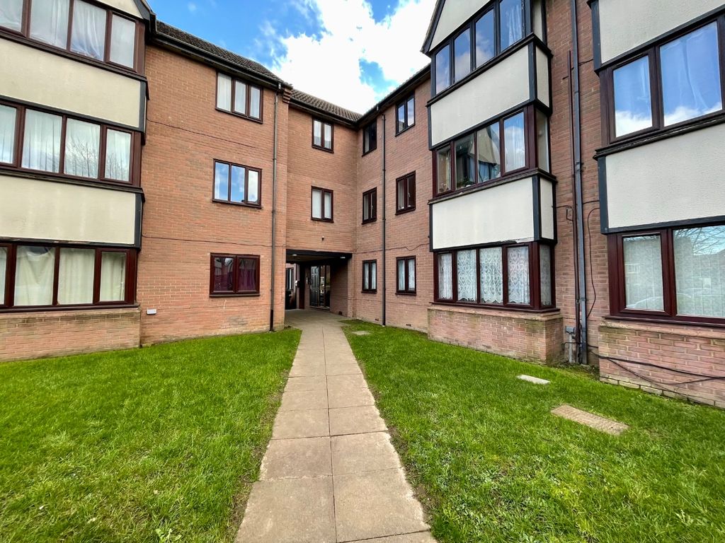 Property photo 1 of 6 4947210