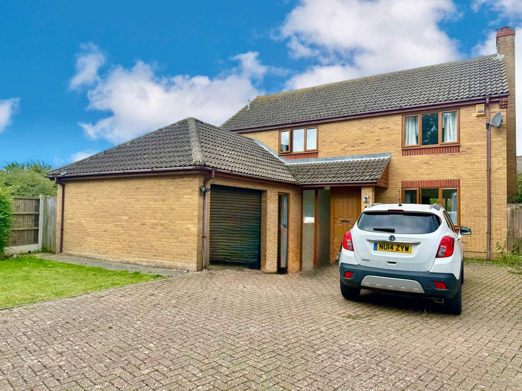 Property photo 1 of 17