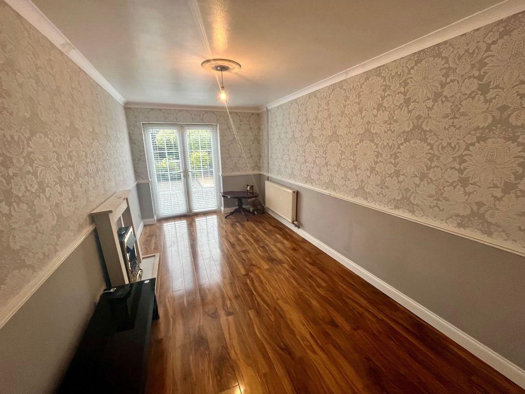 Property photo 2 of 23 2