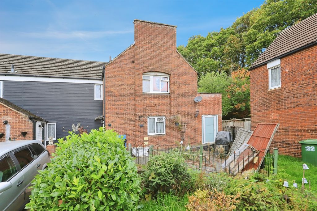 Property photo 1 of 16