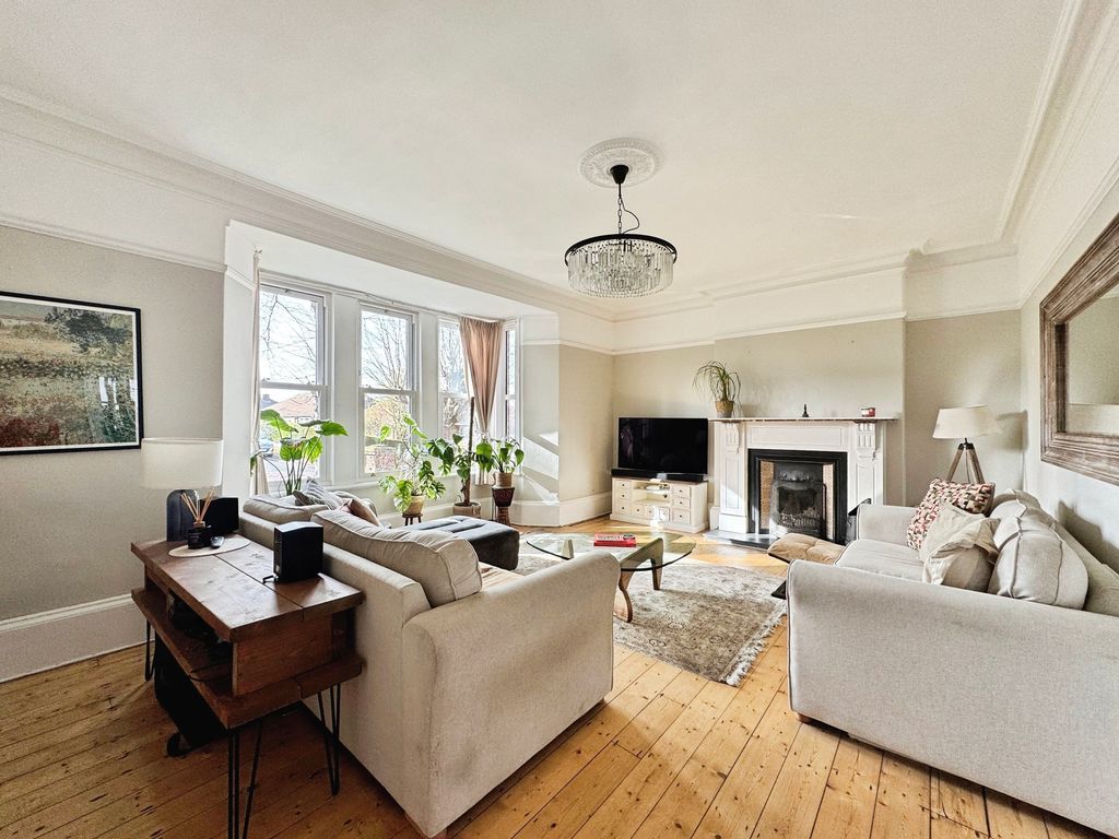 Property photo 2 of 14 Photo 13