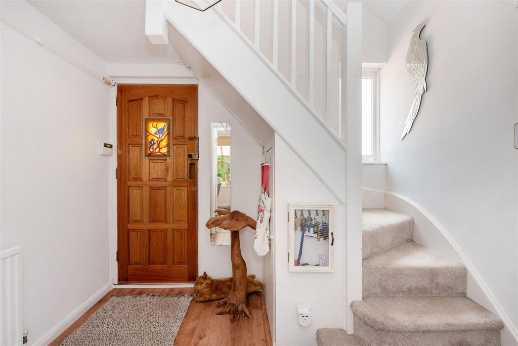 Property photo 1 of 24 Entrance.Jpg