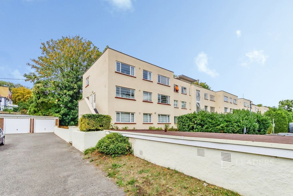 Property photo 1 of 16 1