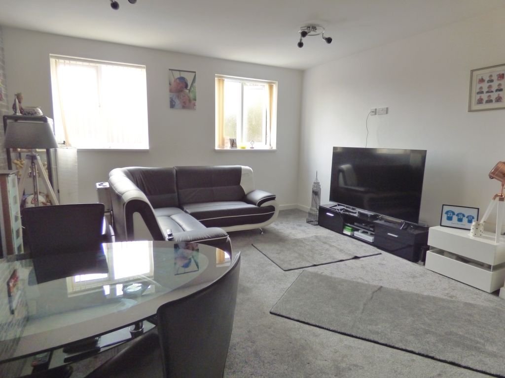 Property photo 2 of 7