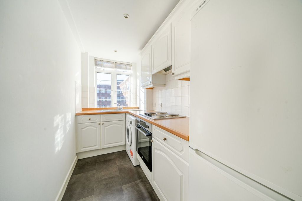 Property photo 3 of 16 Picture No. 07