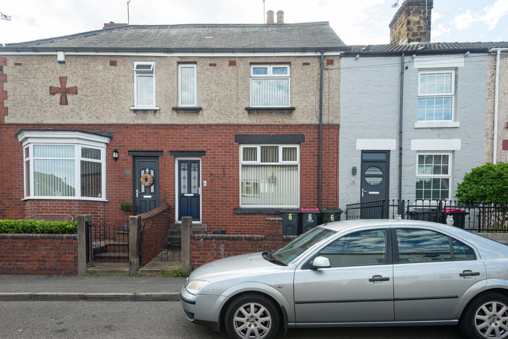Property photo 1 of 24
