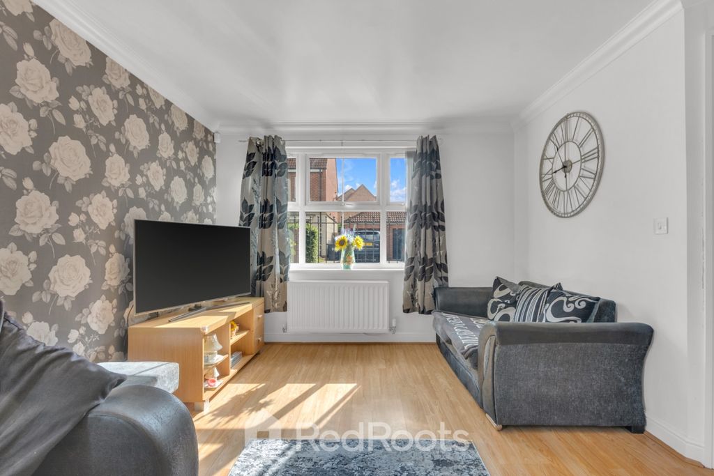 Property photo 3 of 20 4245175