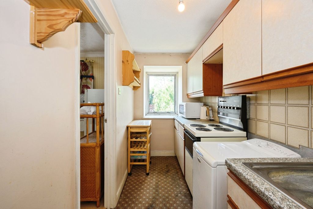 Property photo 3 of 11 Pbox-Img.Jpg