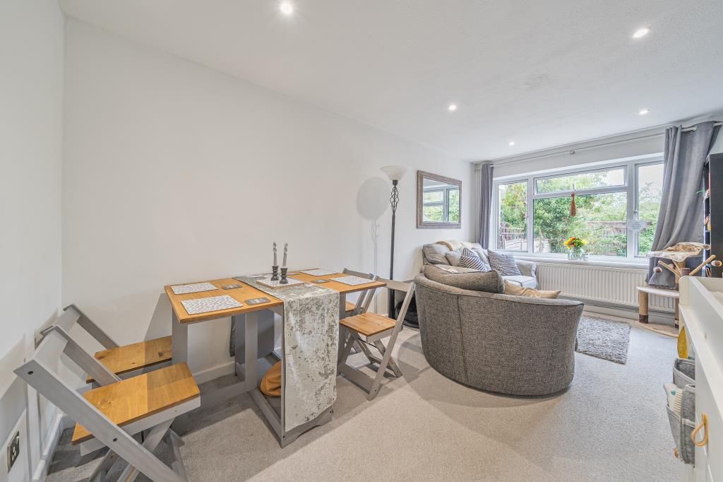 Property photo 3 of 20 Living Room