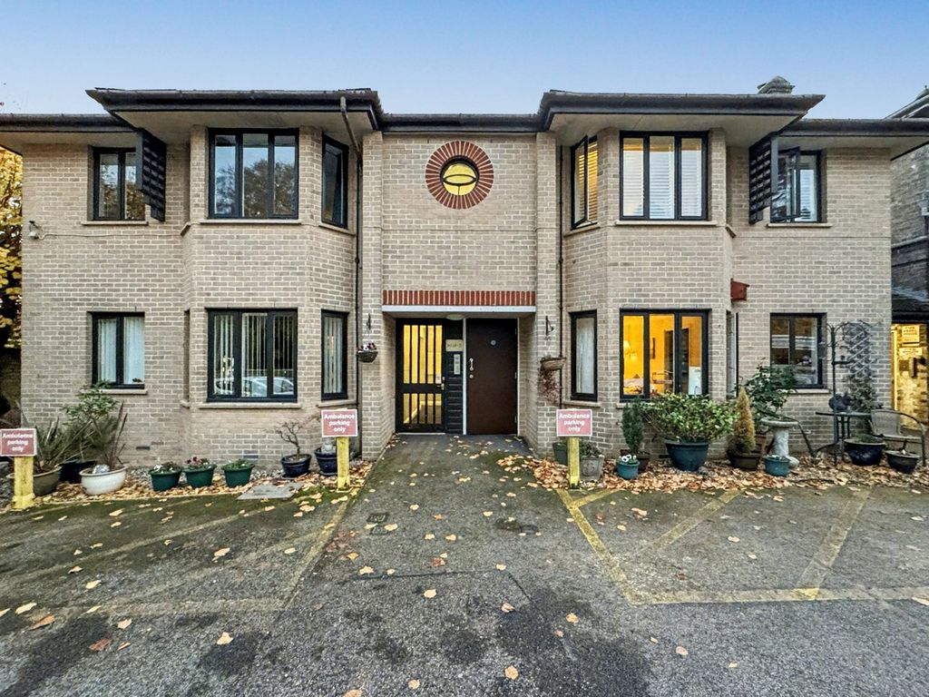 Property photo 1 of 19